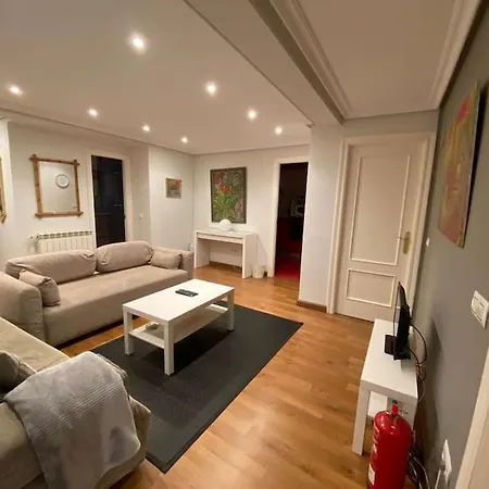 Apartamento En El Centro De Oviedo