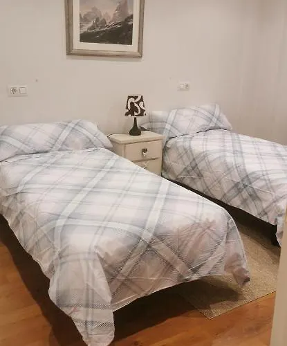 En El Centro De * Oviedo